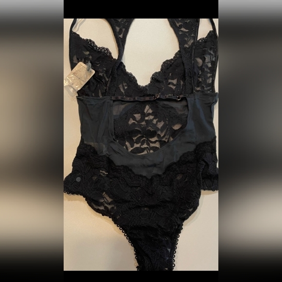 😍NWT Free People Speed Date Bodysuit😍 - Picture 4 of 8